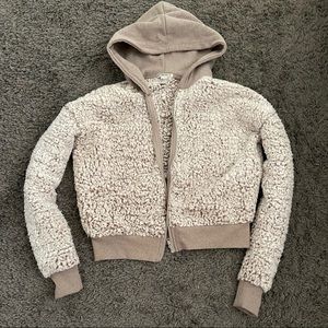 Cozy Sherpa Hoodie zip-up